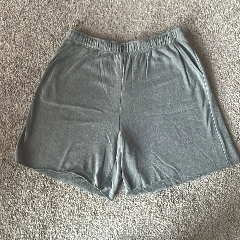 Wild Fable Women's Gray Cut Off Sweat Shorts